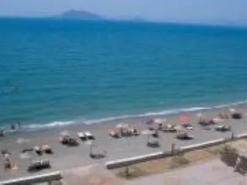 Merriment Hotell 3*